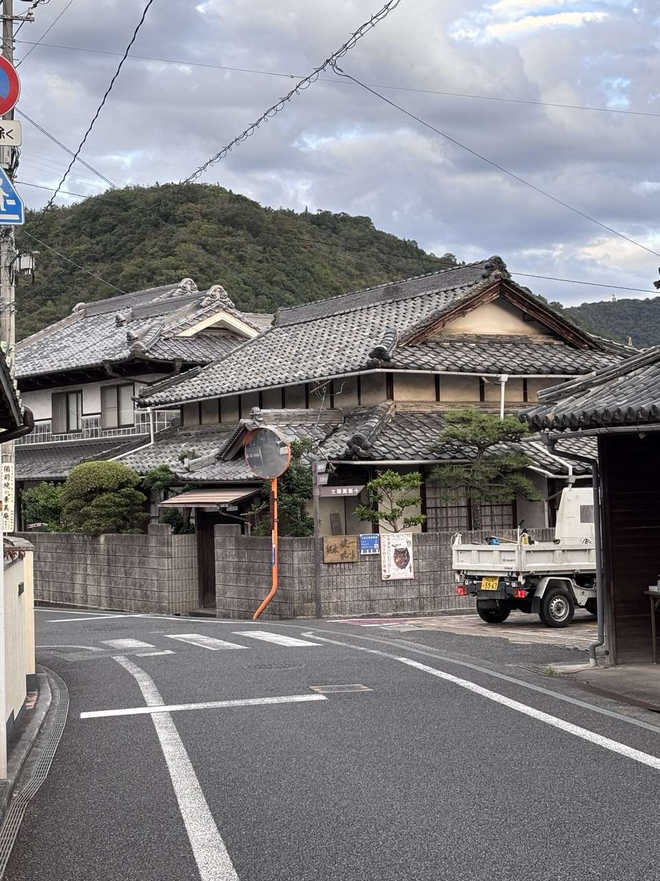Una calle de Bizen, Japón, vinculada a la tradición cerámica local.